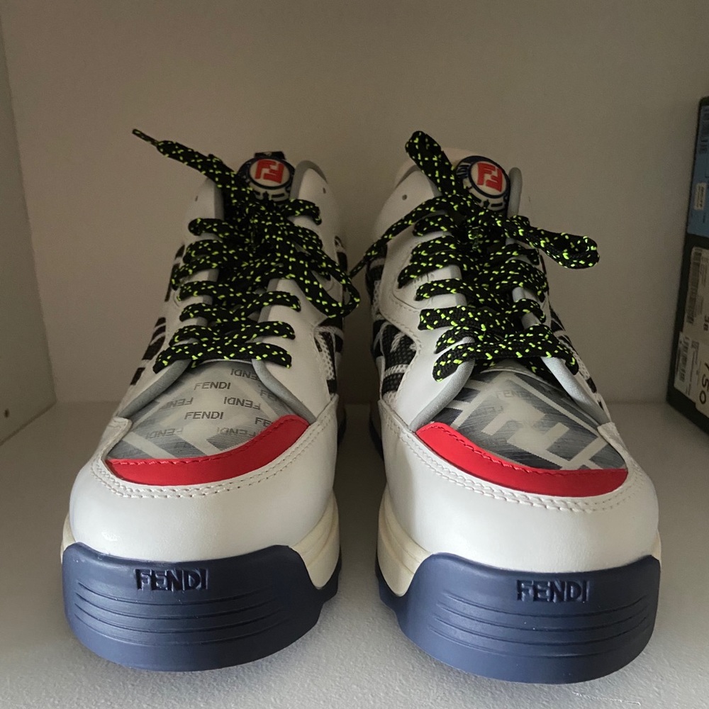 Women Fendi Sneakers - Picture 7 of 8